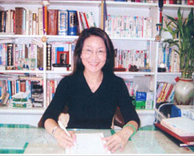 隆運閣張家榮傳鉢閣主張瀞予老師